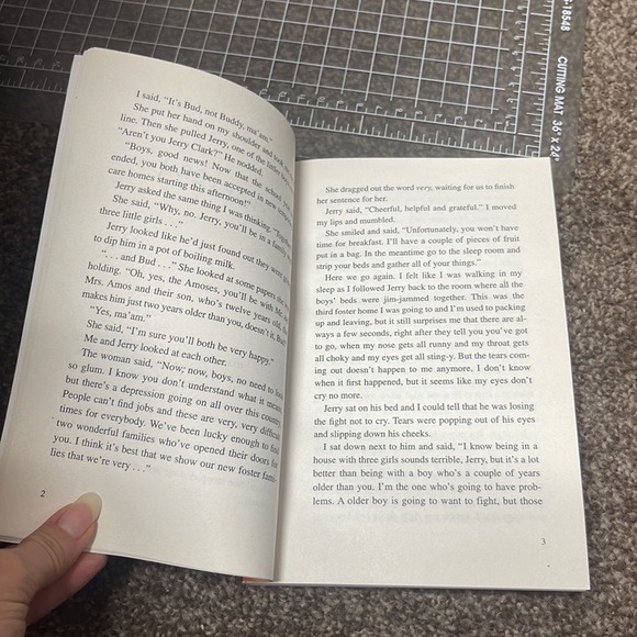 Bud, Not Buddy by Christopher Paul Curtis paperback book - Picture 9 of 10